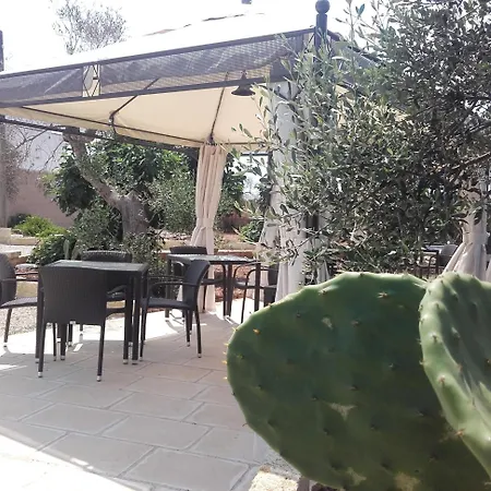 Bed and Breakfast Masseria Centro Colonico 3*