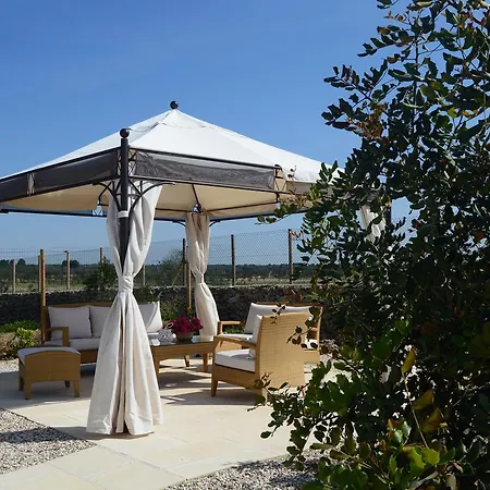Masseria Centro Colonico Bed & Breakfast