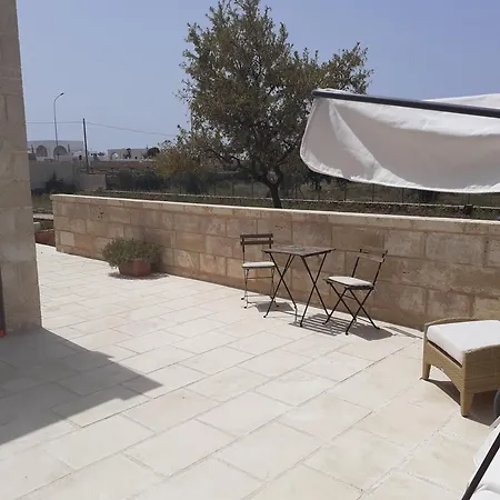 Masseria Centro Colonico 3* توري سان جيوفاني أوغينتو